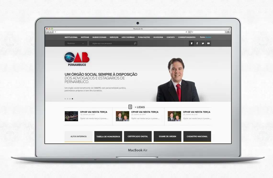 Portal da OAB Pernambuco apresentado em notebook